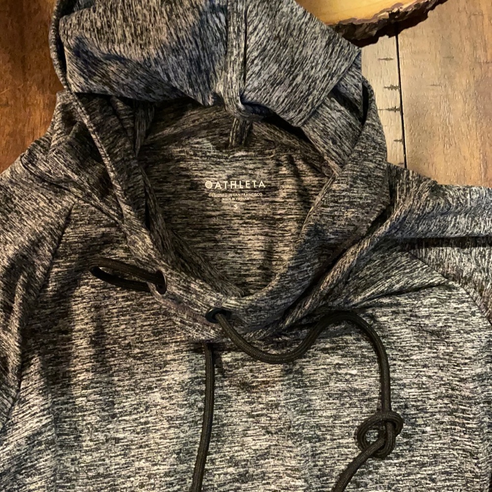 Athleta long sleeve sweatshirt